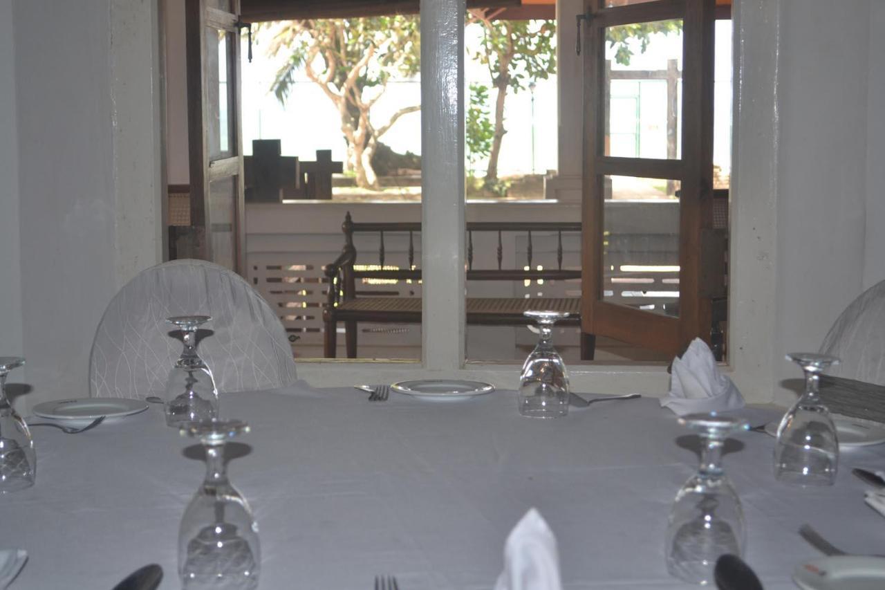 Rest House Matara Hotel Kültér fotó