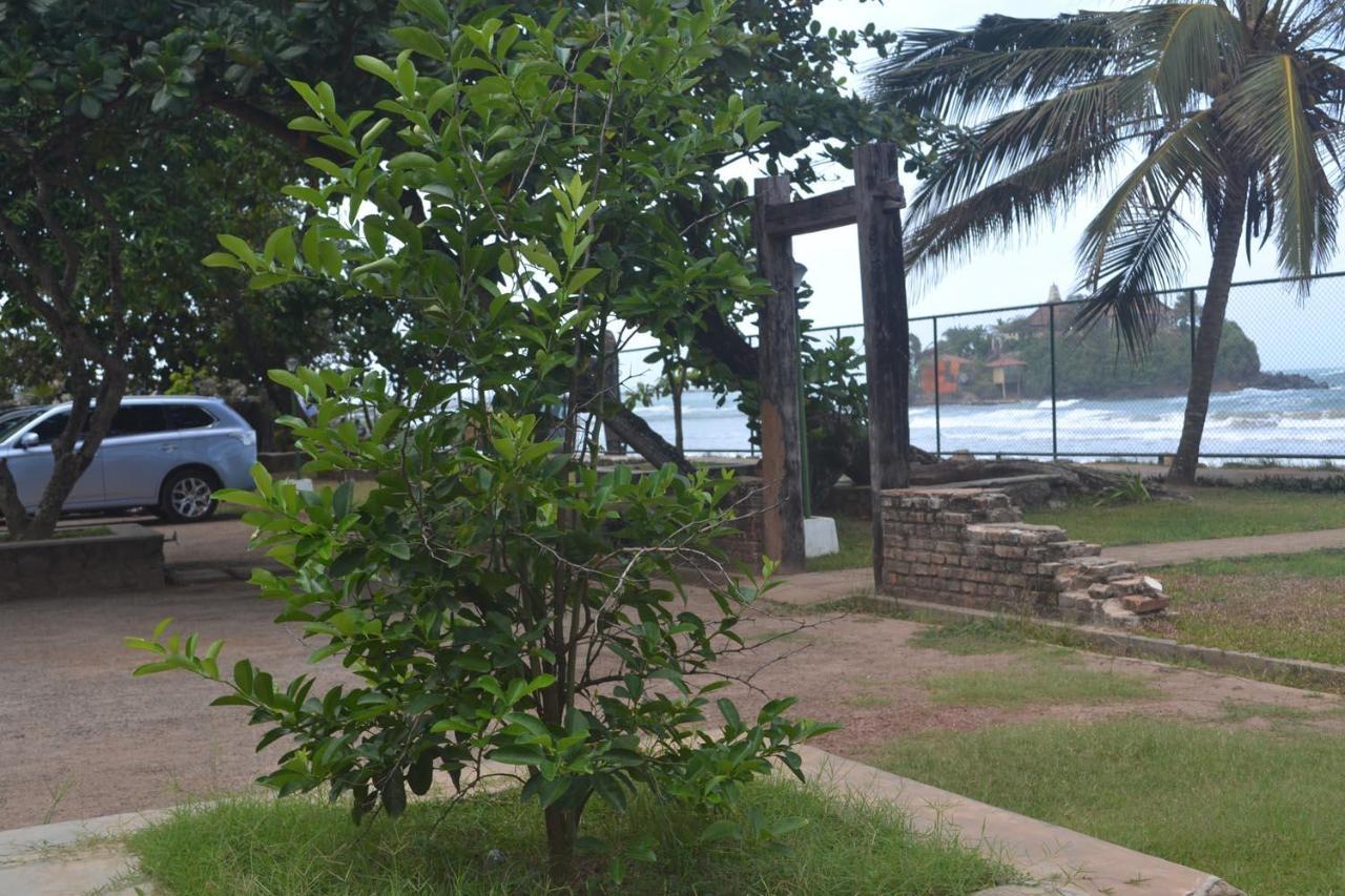 Rest House Matara Hotel Kültér fotó